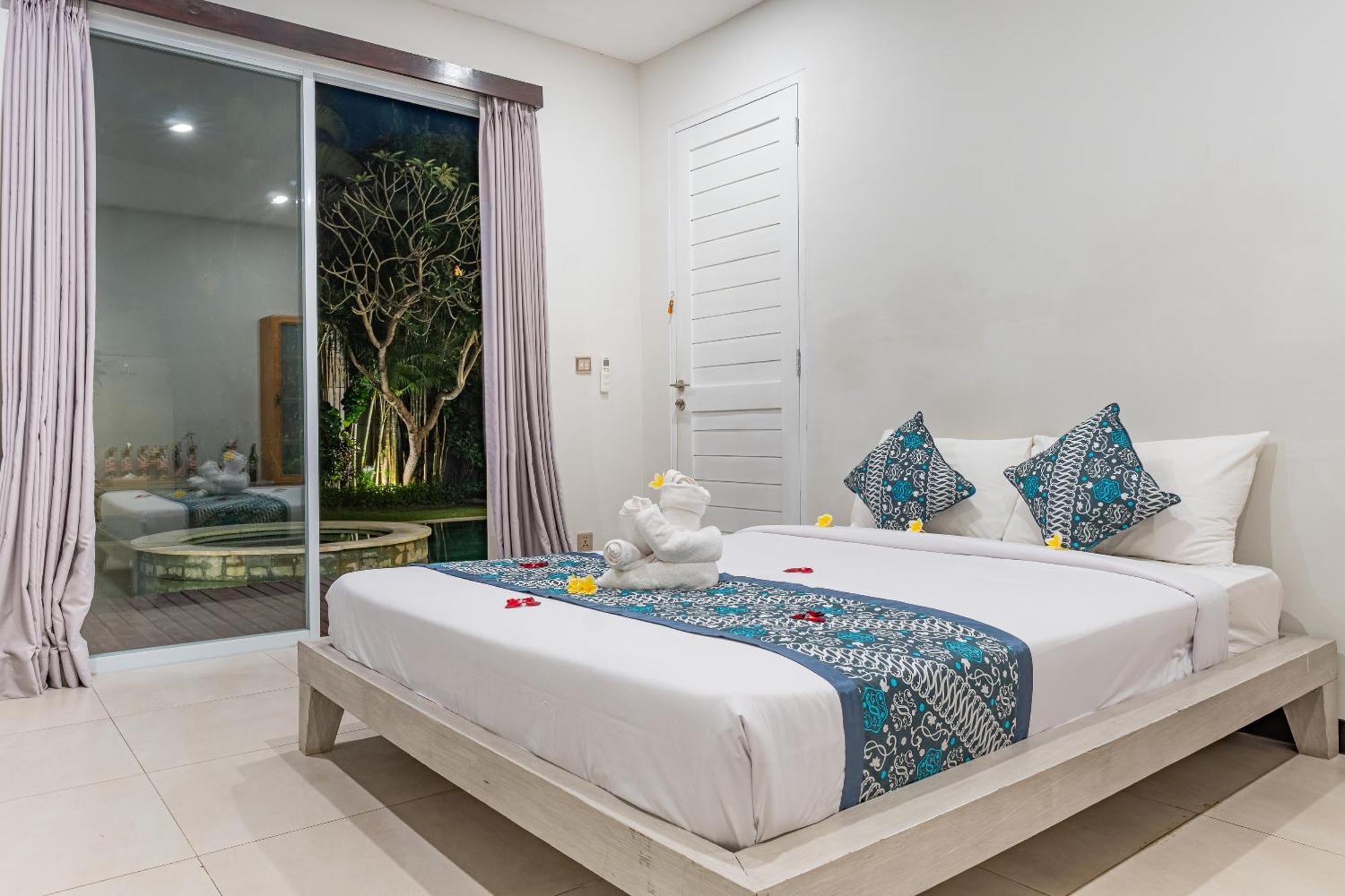 Luxury - Villa K - Central Seminyak Екстериор снимка