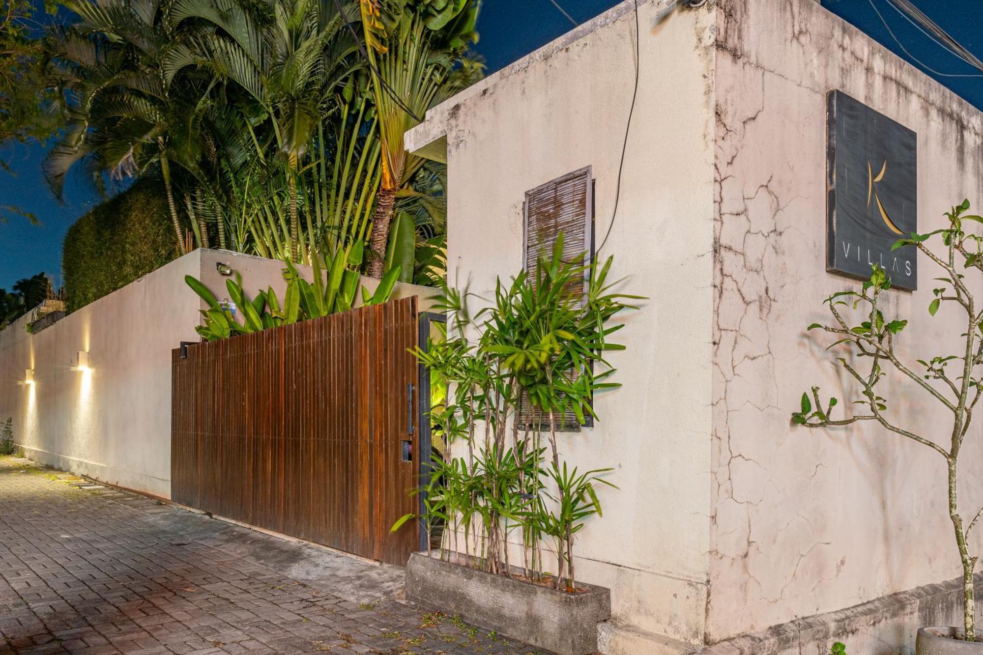 Luxury - Villa K - Central Seminyak Екстериор снимка