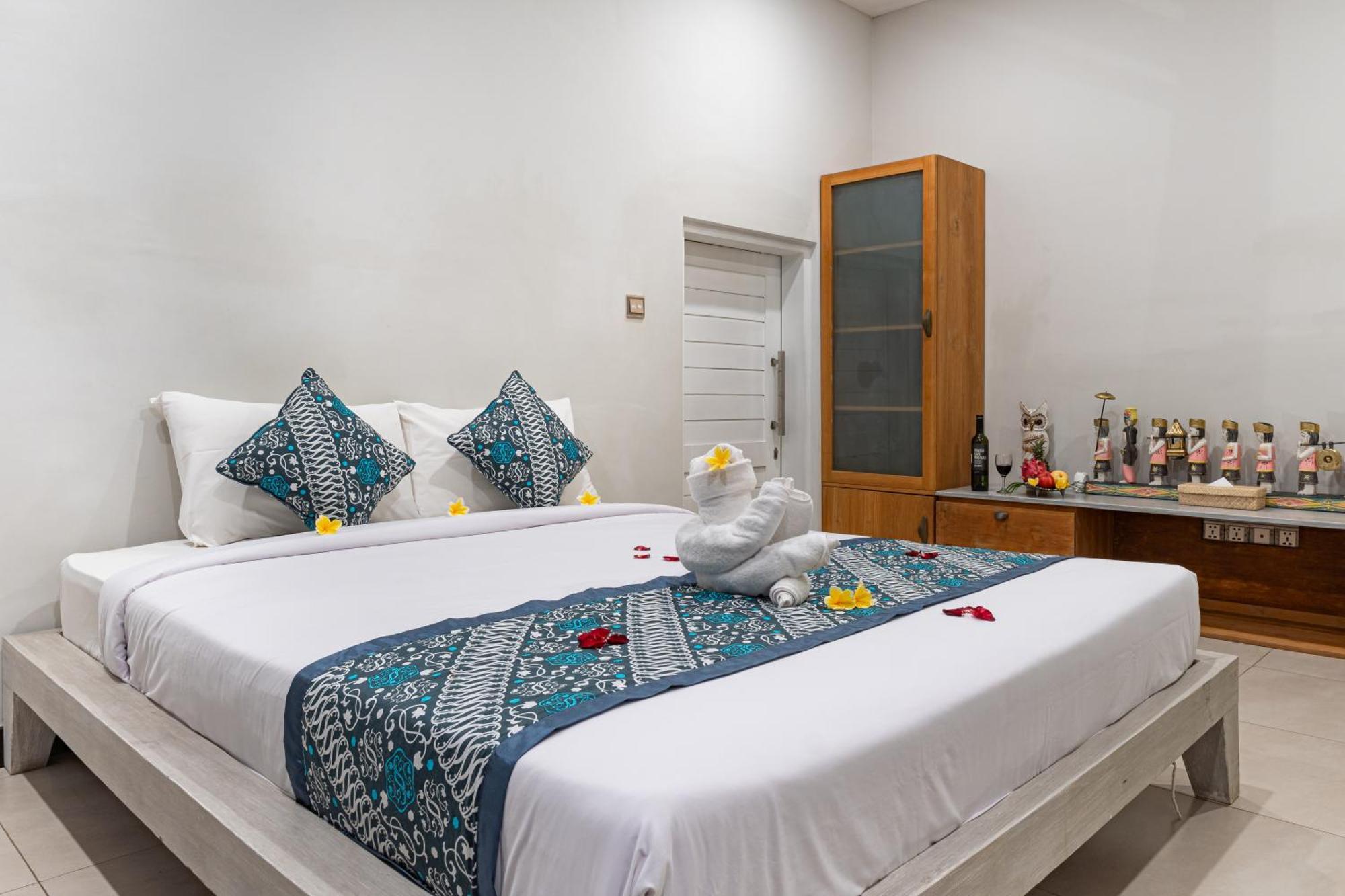 Luxury - Villa K - Central Seminyak Екстериор снимка