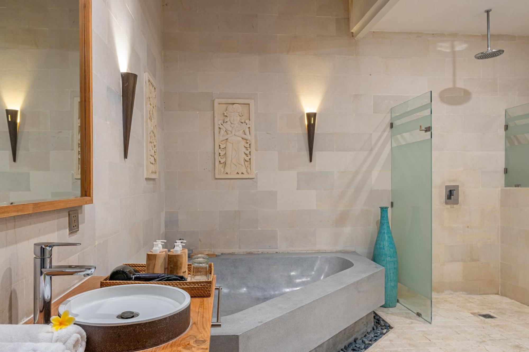 Luxury - Villa K - Central Seminyak Екстериор снимка