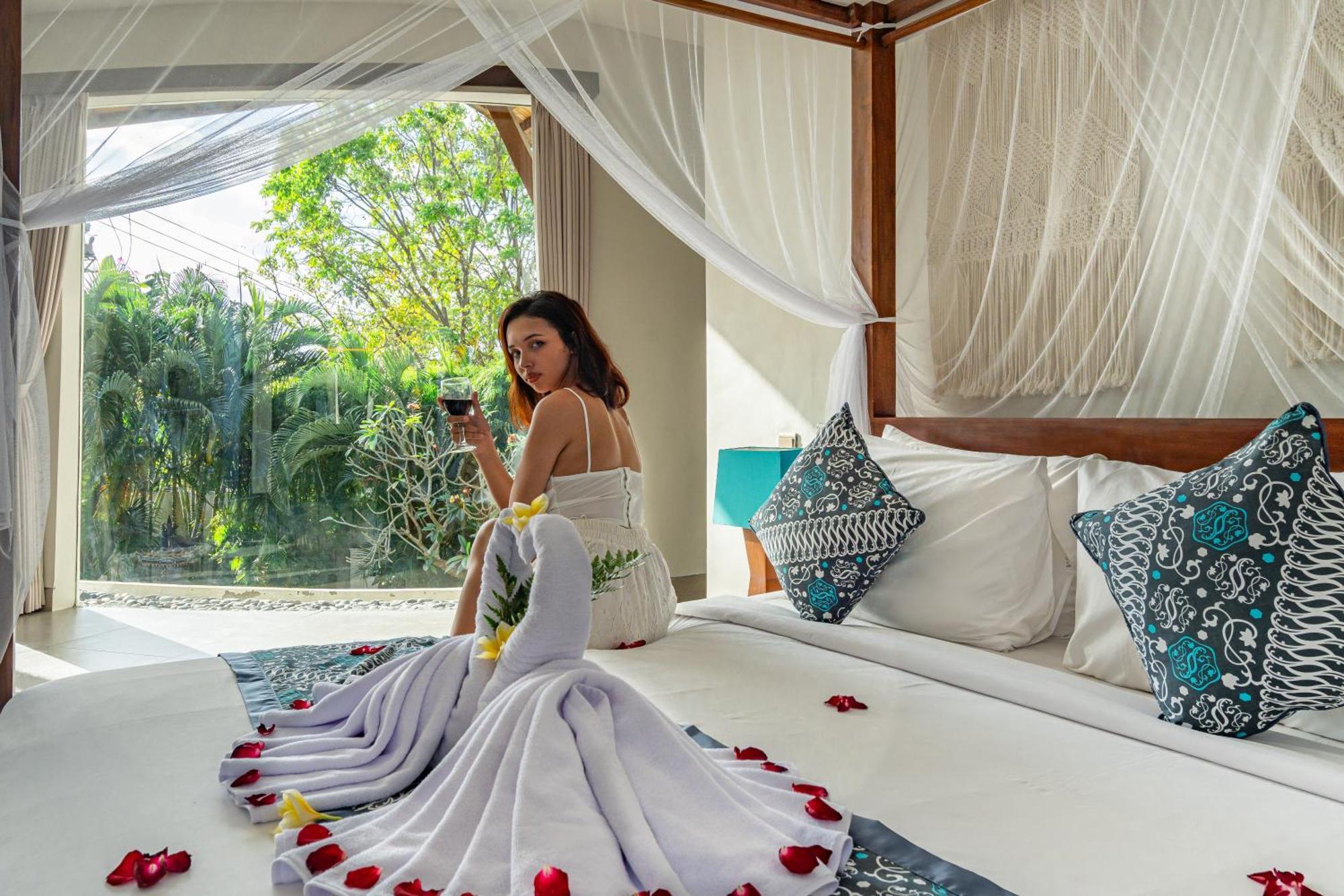 Luxury - Villa K - Central Seminyak Екстериор снимка